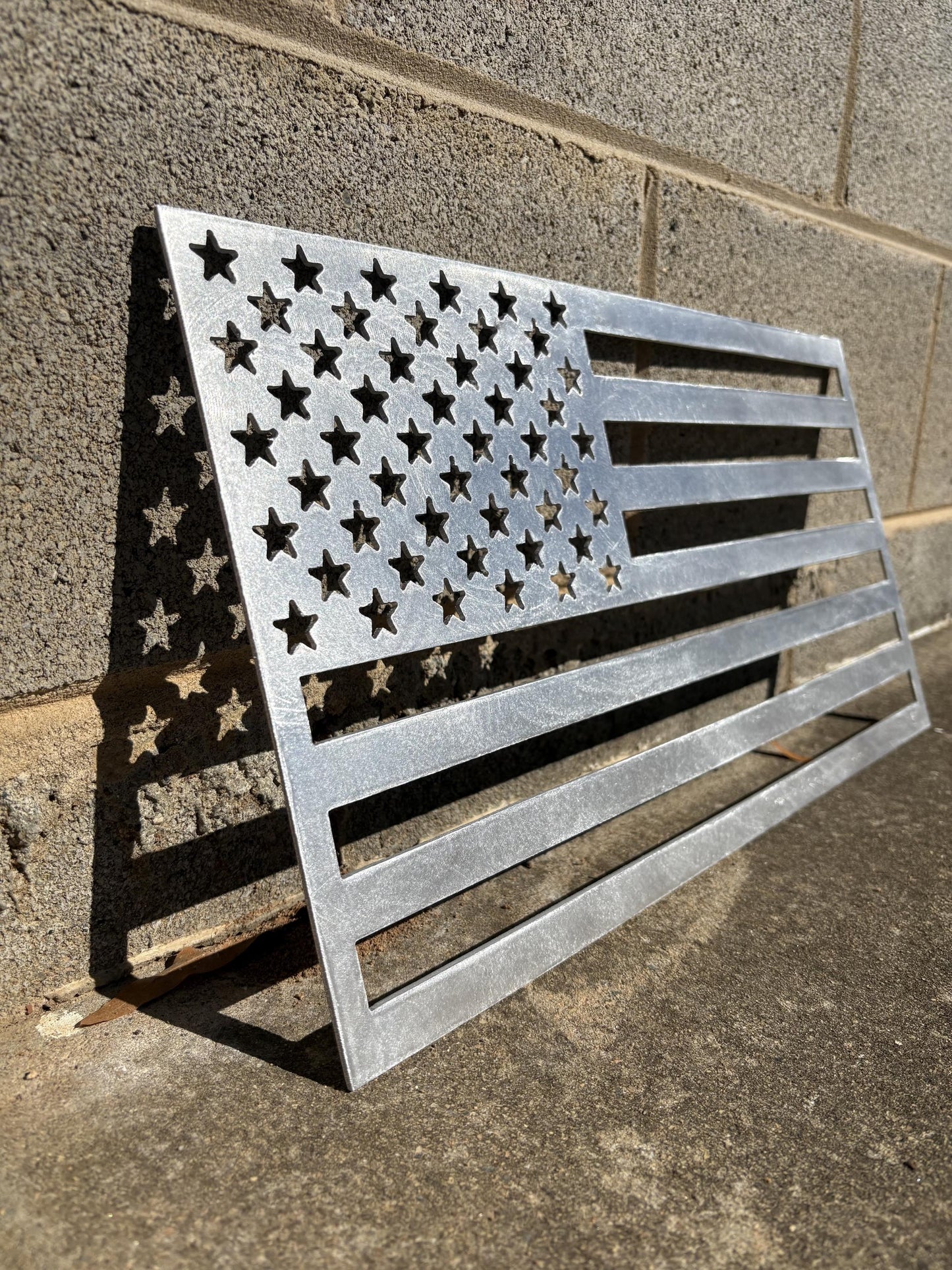 Metal American Flag Cutout: Aluminum Sign (19.5" x 10.25")